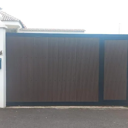 Airport Tenerife Norte Nyaraló